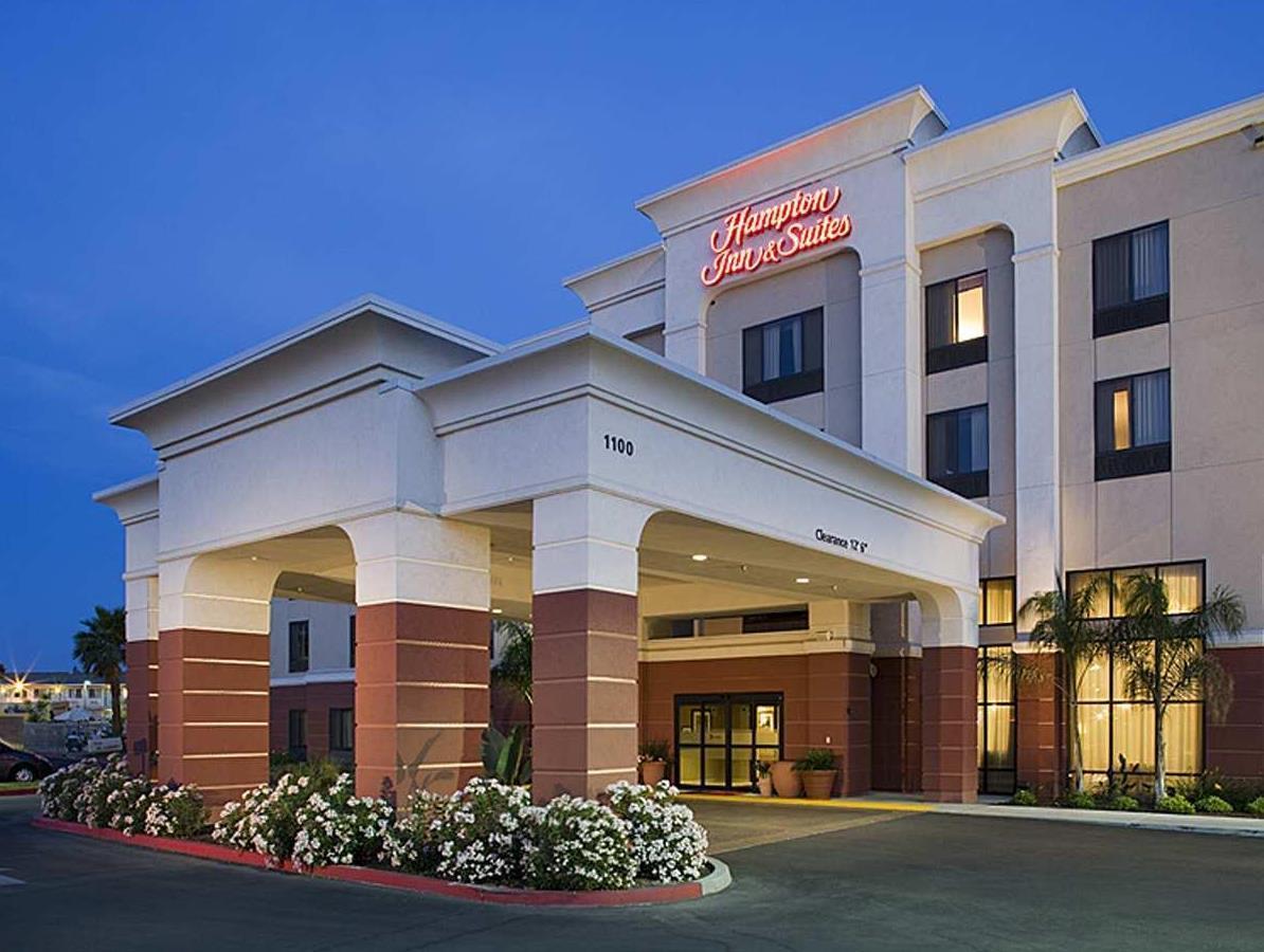 Hampton Inn & Suites Tulare Exterior foto